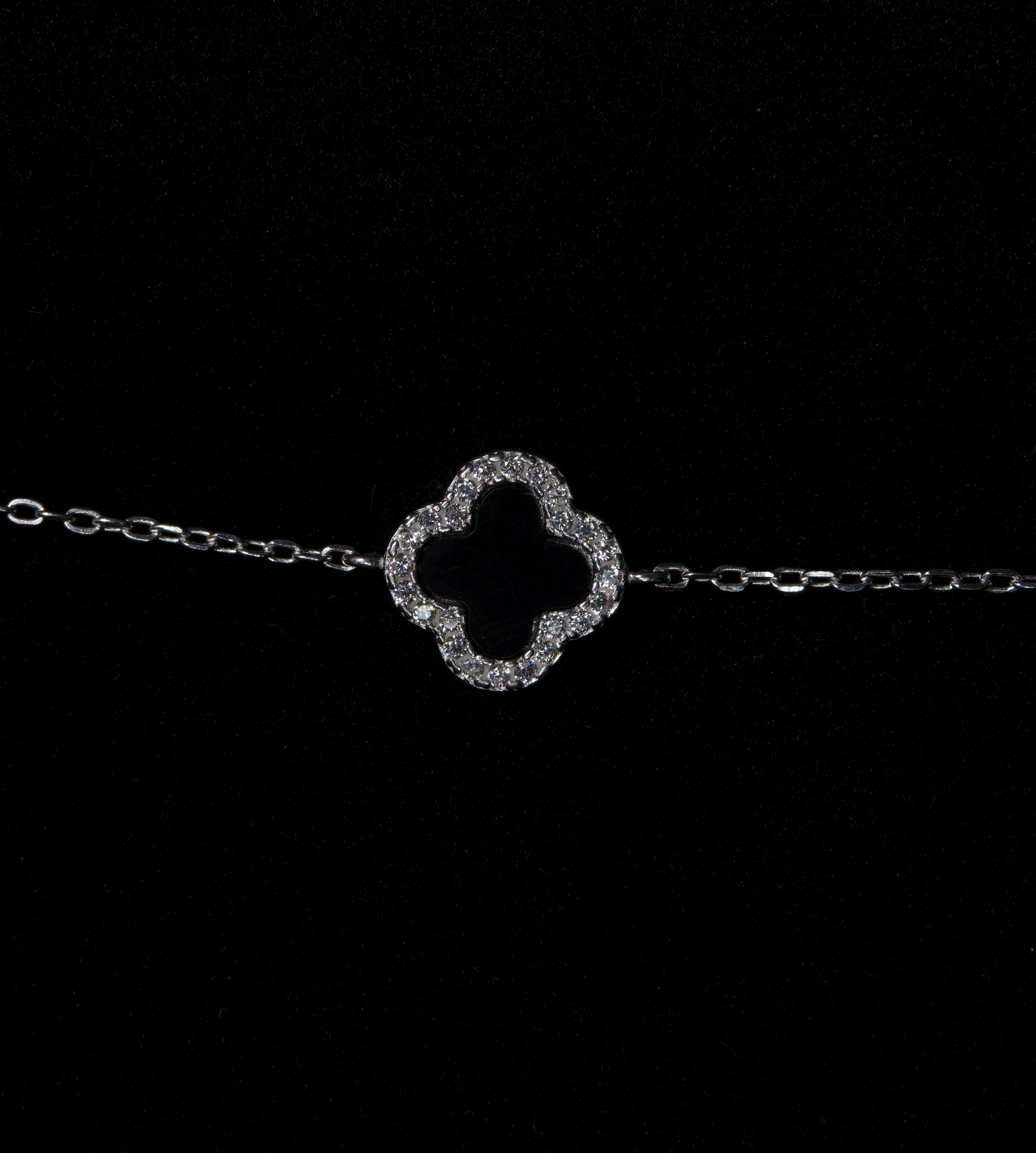 Pulseira Trevo cravejada