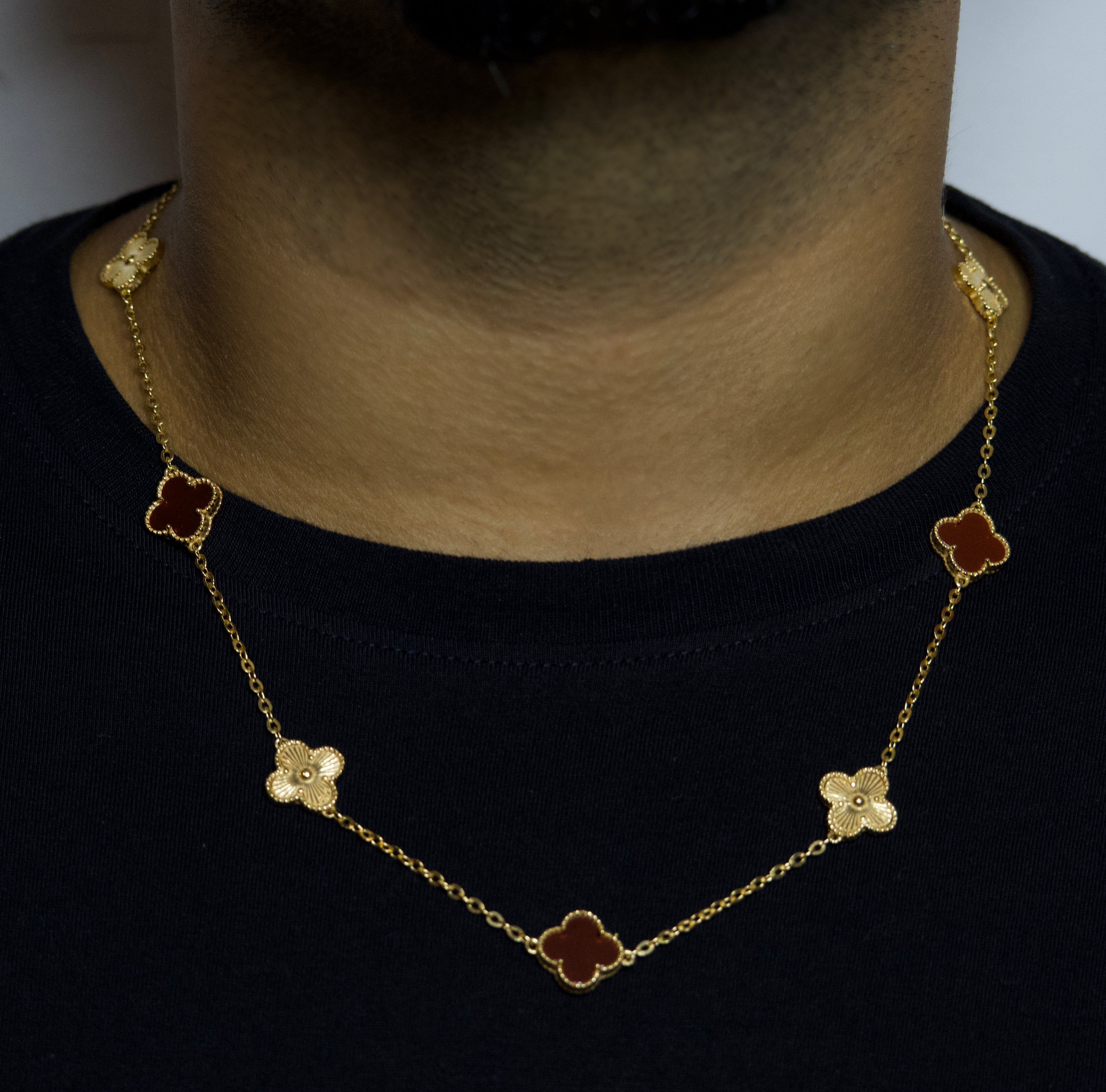 Corrente Trevo Banhada a ouro 18k